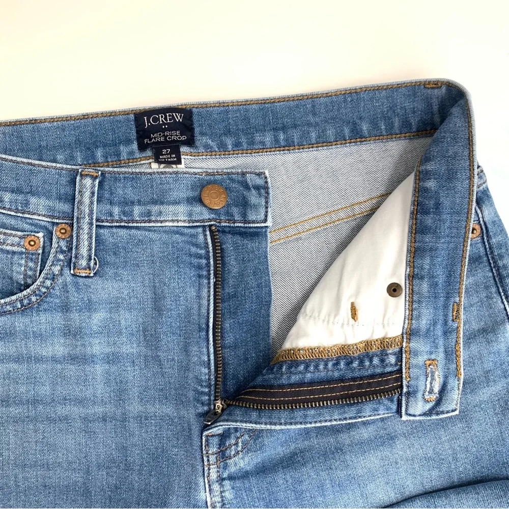 J Crew Mid-rise Flare Crop Jean In All-Day Stretch Size 27